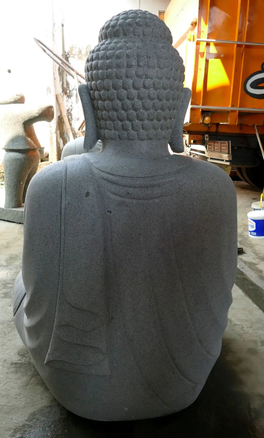  Product image 5 of the product “Seated Japanese Buddha made of Riverstone in Dhyana position - gesture of meditation, H. 121cm ”